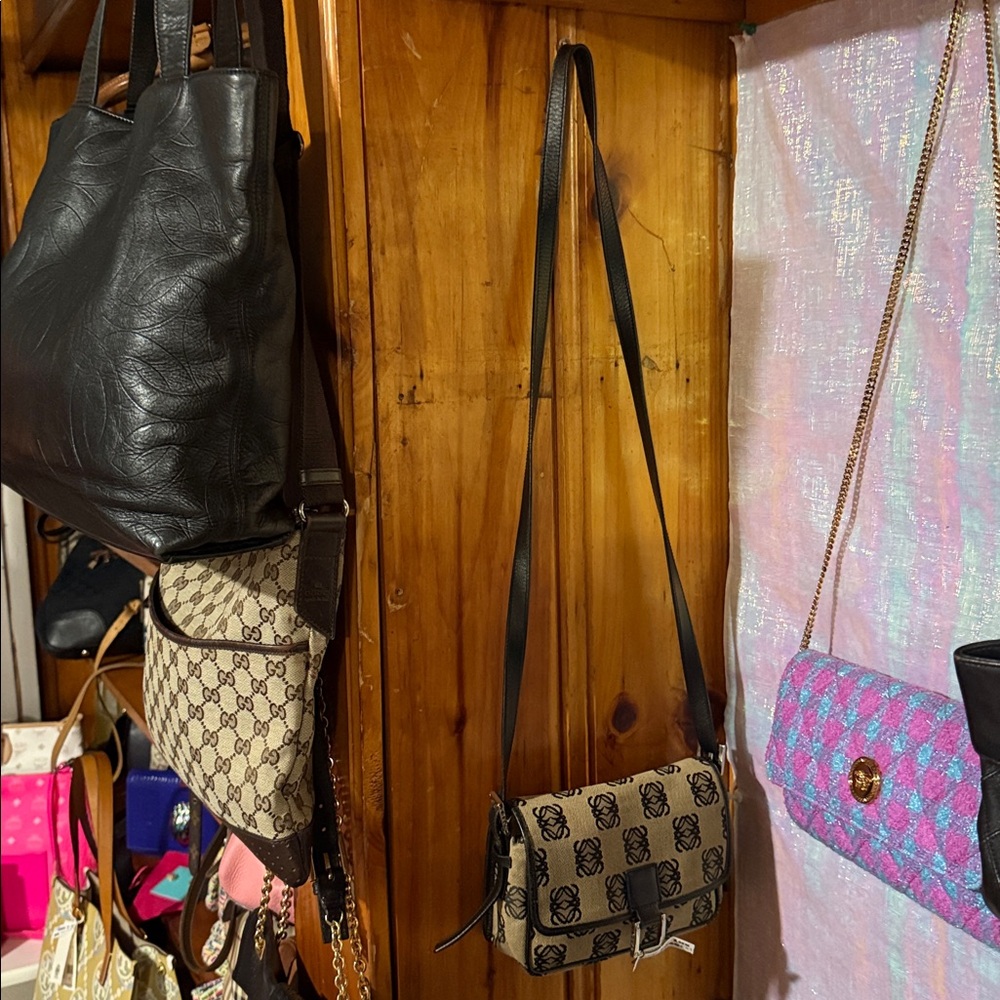 🛍️ Loewe crossbody bag - Picture 7 of 7